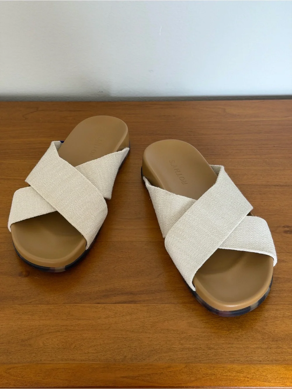 ✨Rothy's Weekend Slide Sandals in Oat 8 / New✨ - Picture 4 of 11